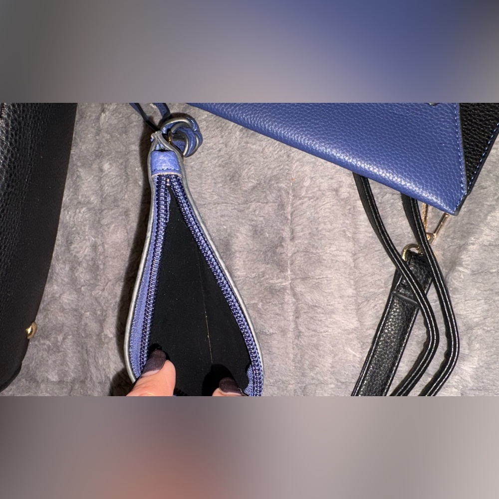DASEIN Black and Blue Tote Handbag with Matching Clutch and Coin/Cardholder - Picture 14 of 16